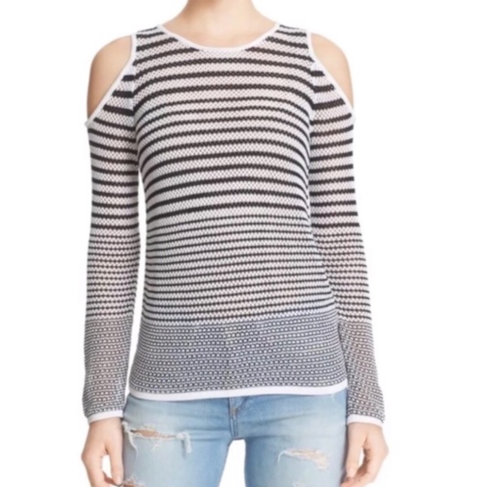 Rag & bone Quinn Cold Shoulder Sweater Knit Top M, excellent condition